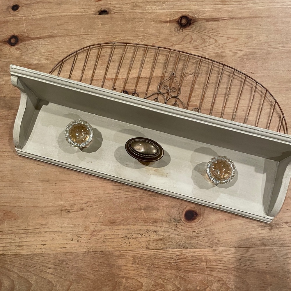 Shabby Chic Farmhouse Rustic Shelf antique knob metal coat jewelry entry hall